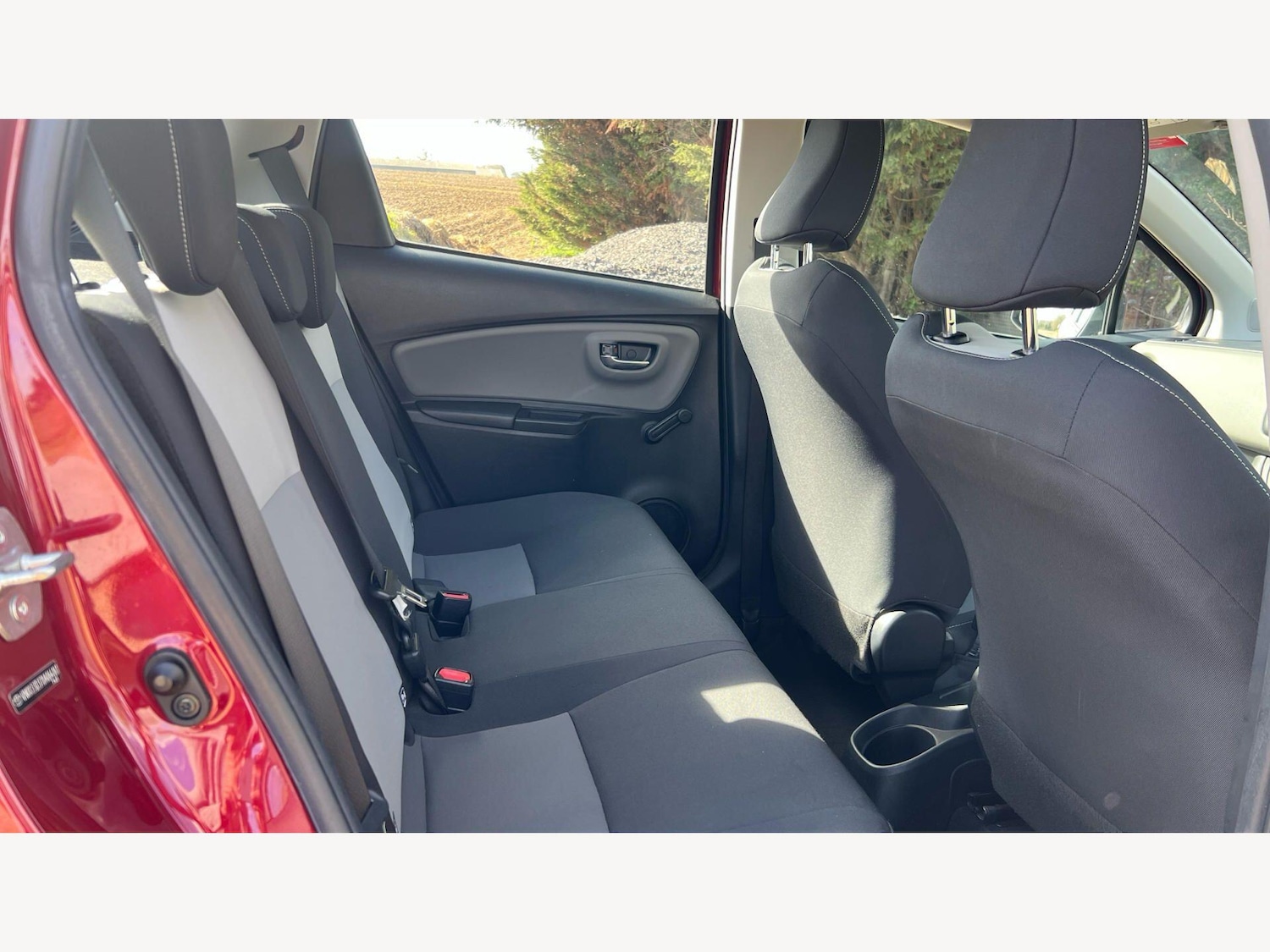 Used Toyota Yaris 2018 for sale - 78047580: Photo 14