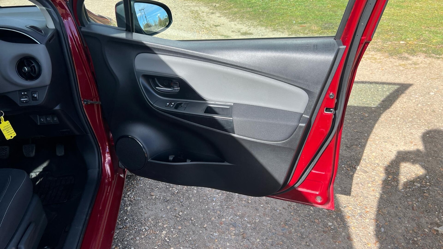 Used Toyota Yaris 2018 for sale - 78047580: Photo 42