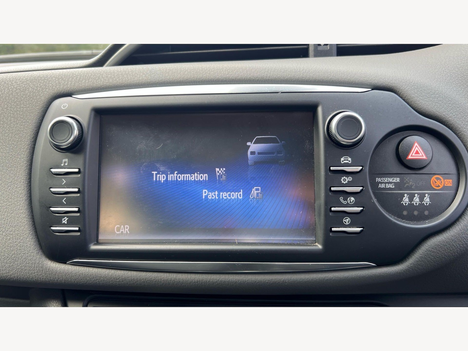 Used Toyota Yaris 2018 for sale - 78047580: Photo 9