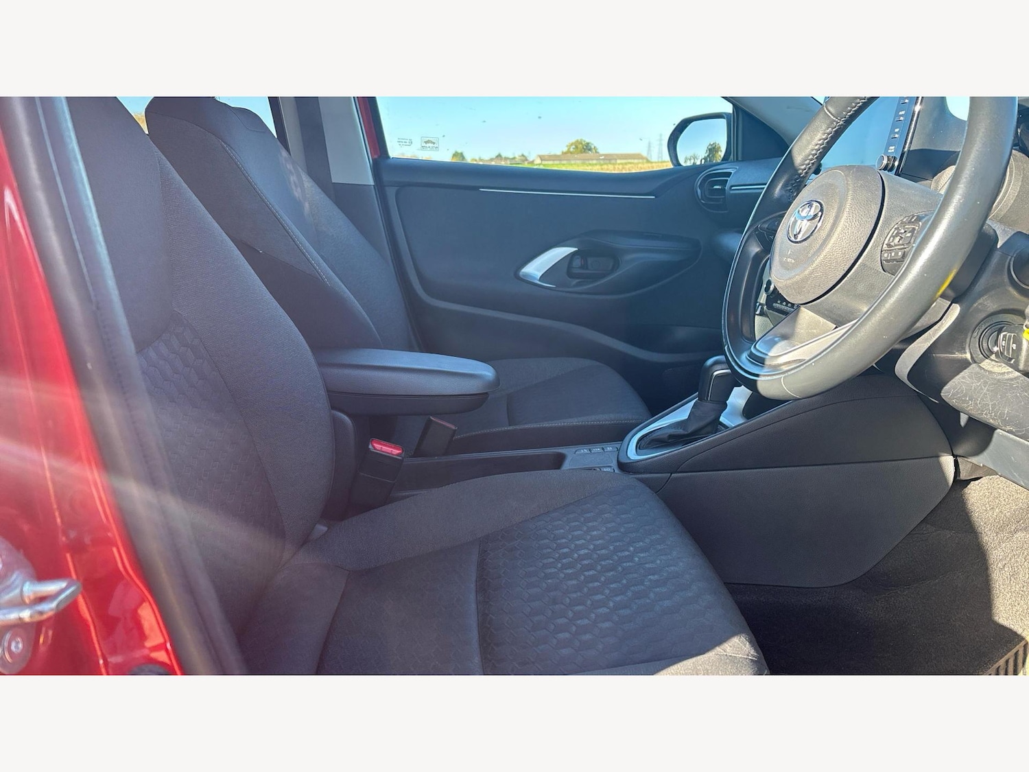 Used Toyota Yaris 2022 for sale - 76441124: Photo 13