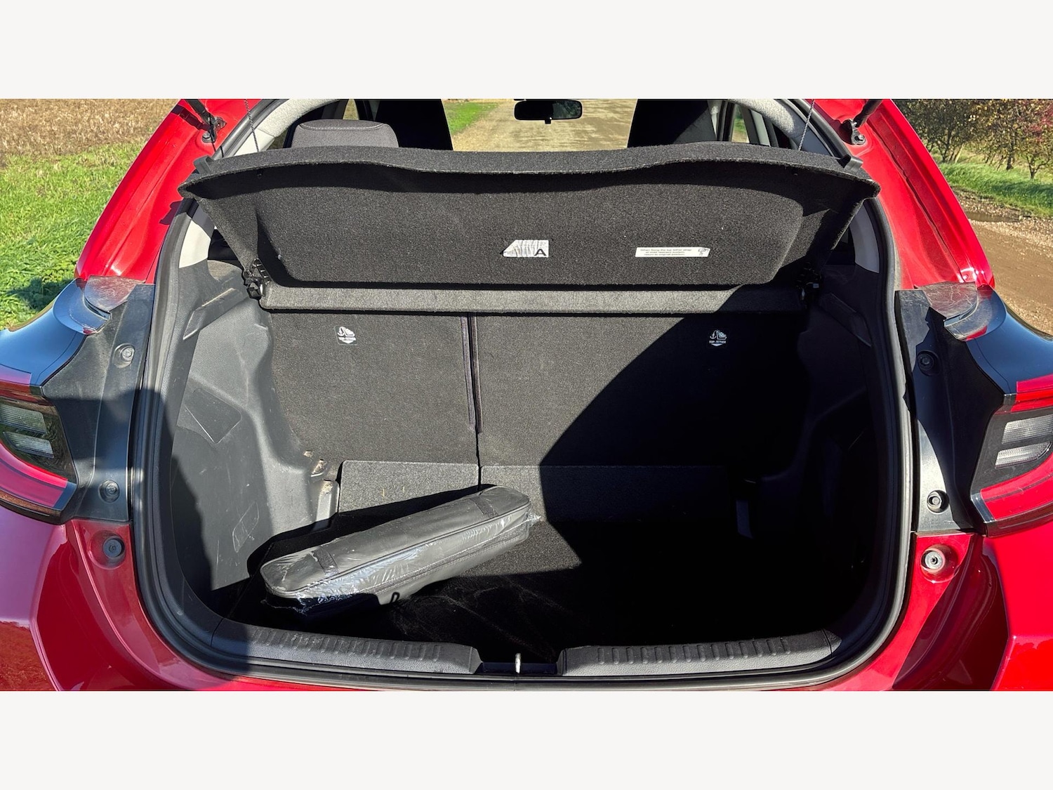 Used Toyota Yaris 2022 for sale - 76441124: Photo 16