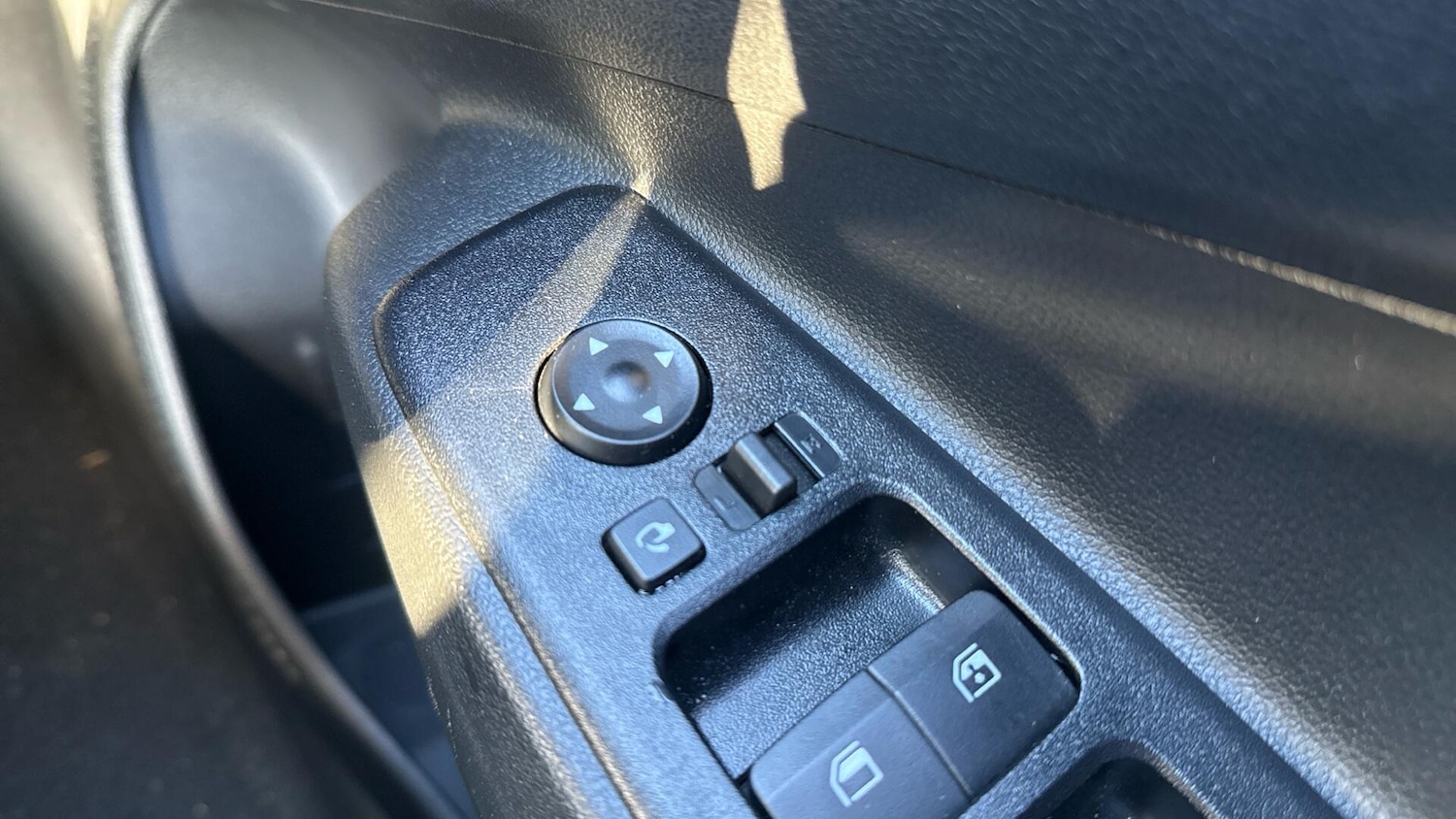 Used Hyundai i10 2025 for sale - 77575192: Photo 34