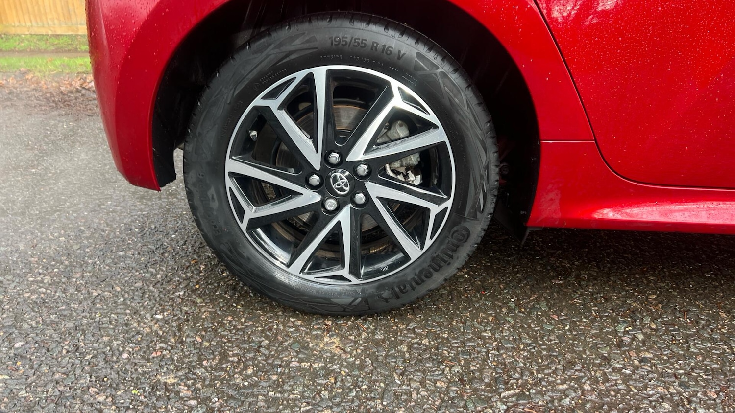 Used Toyota Yaris 2023 for sale - 77396603: Photo 34