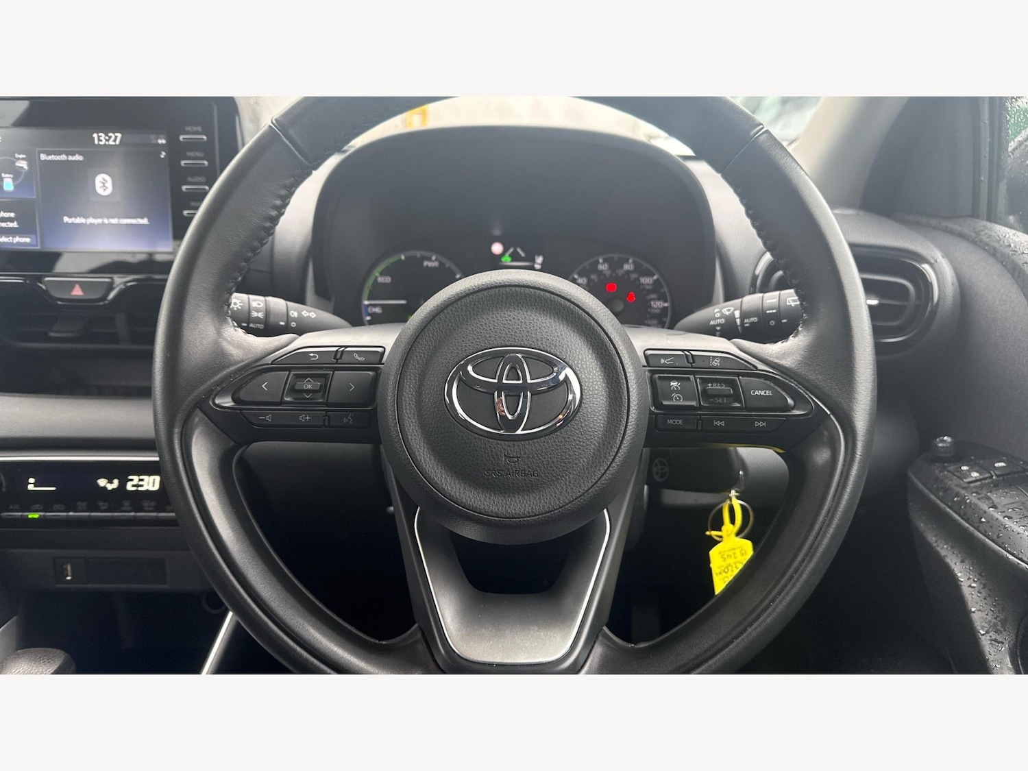 Used Toyota Yaris 2022 for sale - 76849753: Photo 10