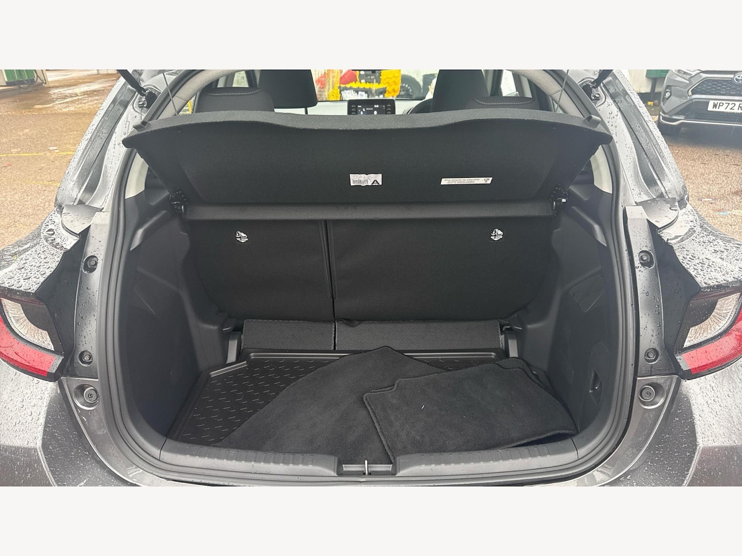 Used Toyota Yaris 2022 for sale - 76849753: Photo 16