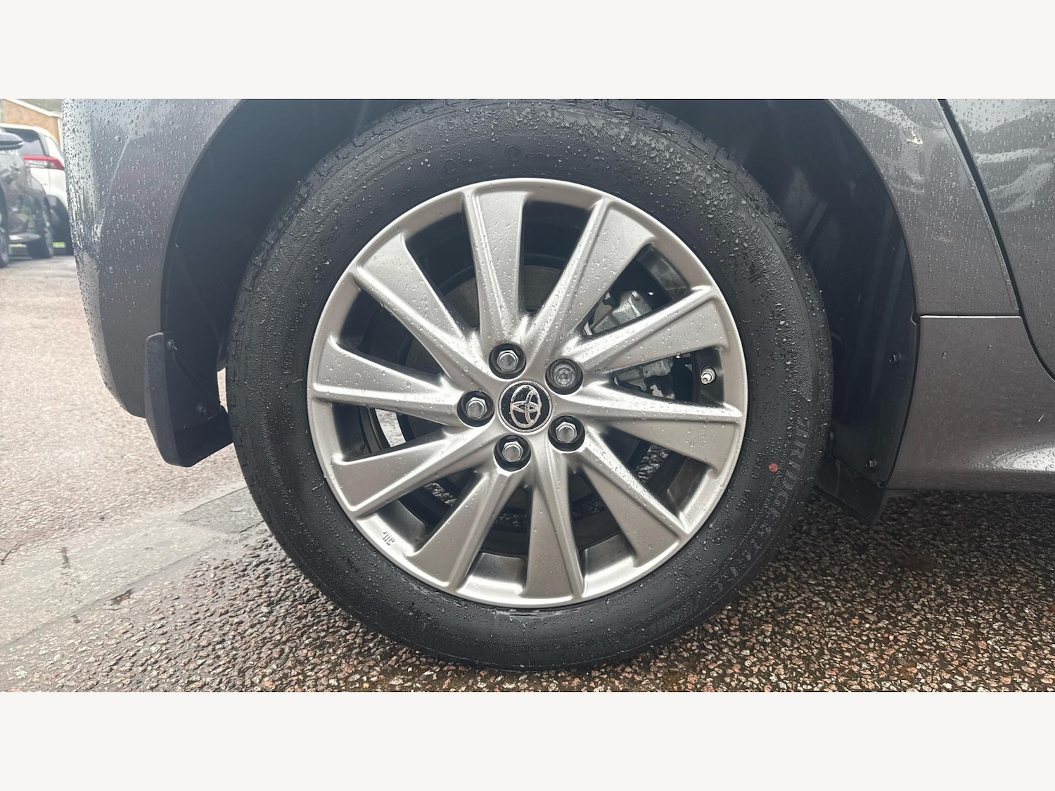 Used Toyota Yaris 2022 for sale - 76849753: Photo 30