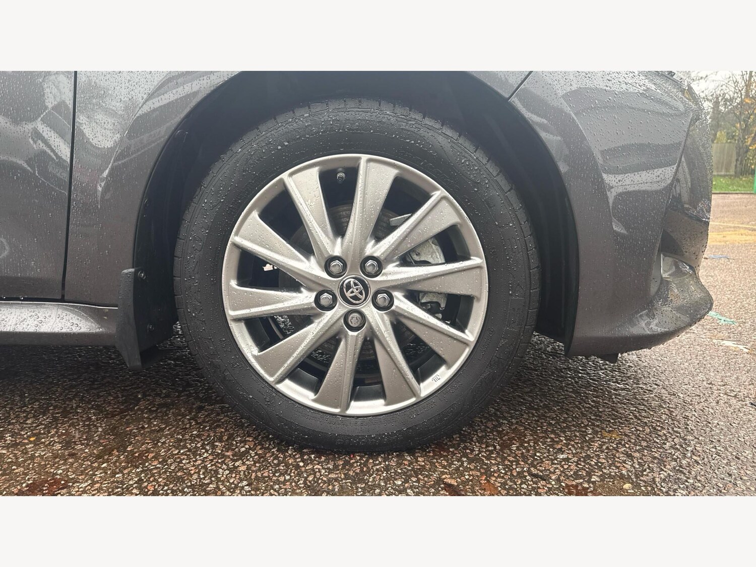 Used Toyota Yaris 2022 for sale - 76849753: Photo 31