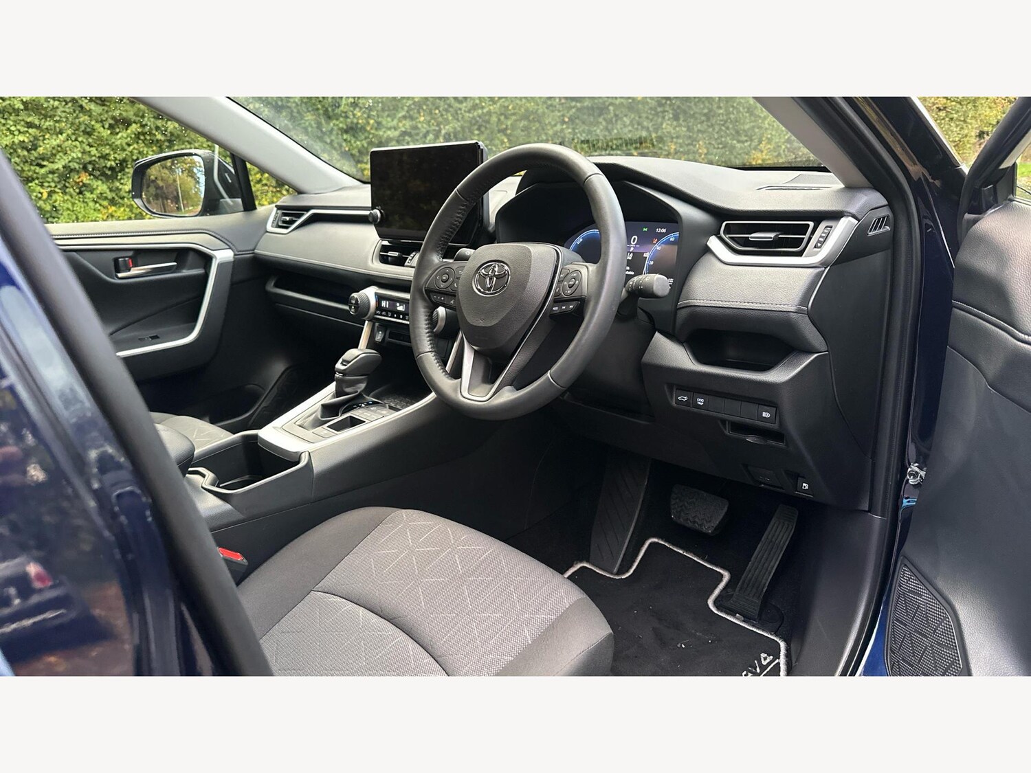 Used Toyota RAV4 2024 for sale - 76337182: Photo 13