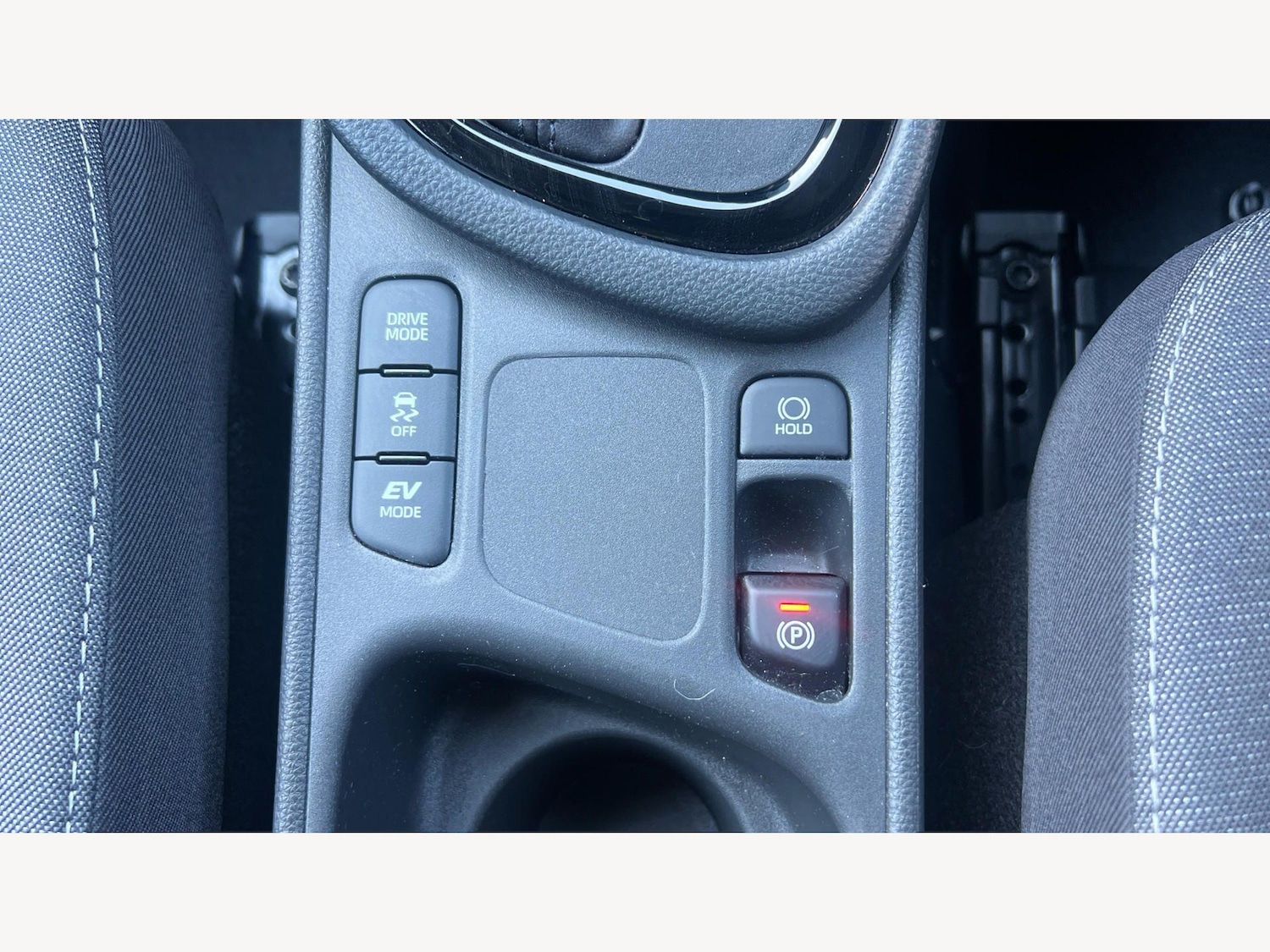 Used Toyota Yaris for sale - 78135873: Photo 28