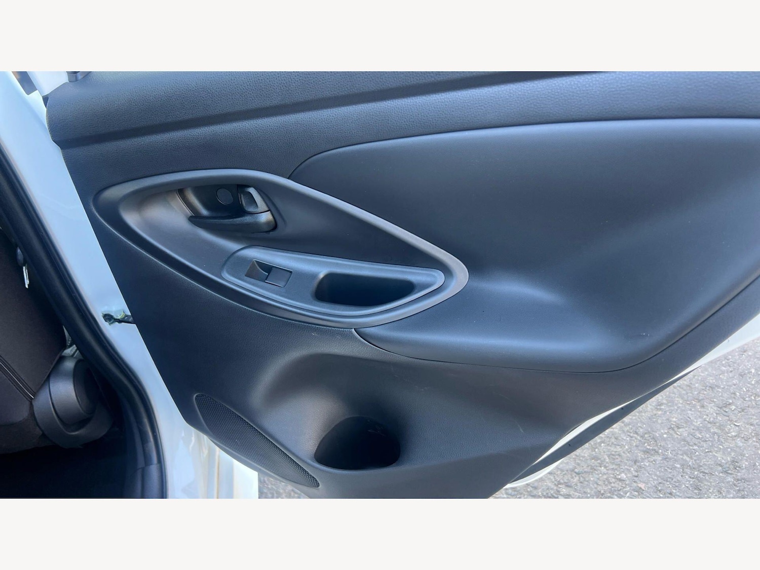 Used Toyota Yaris for sale - 78135873: Photo 42