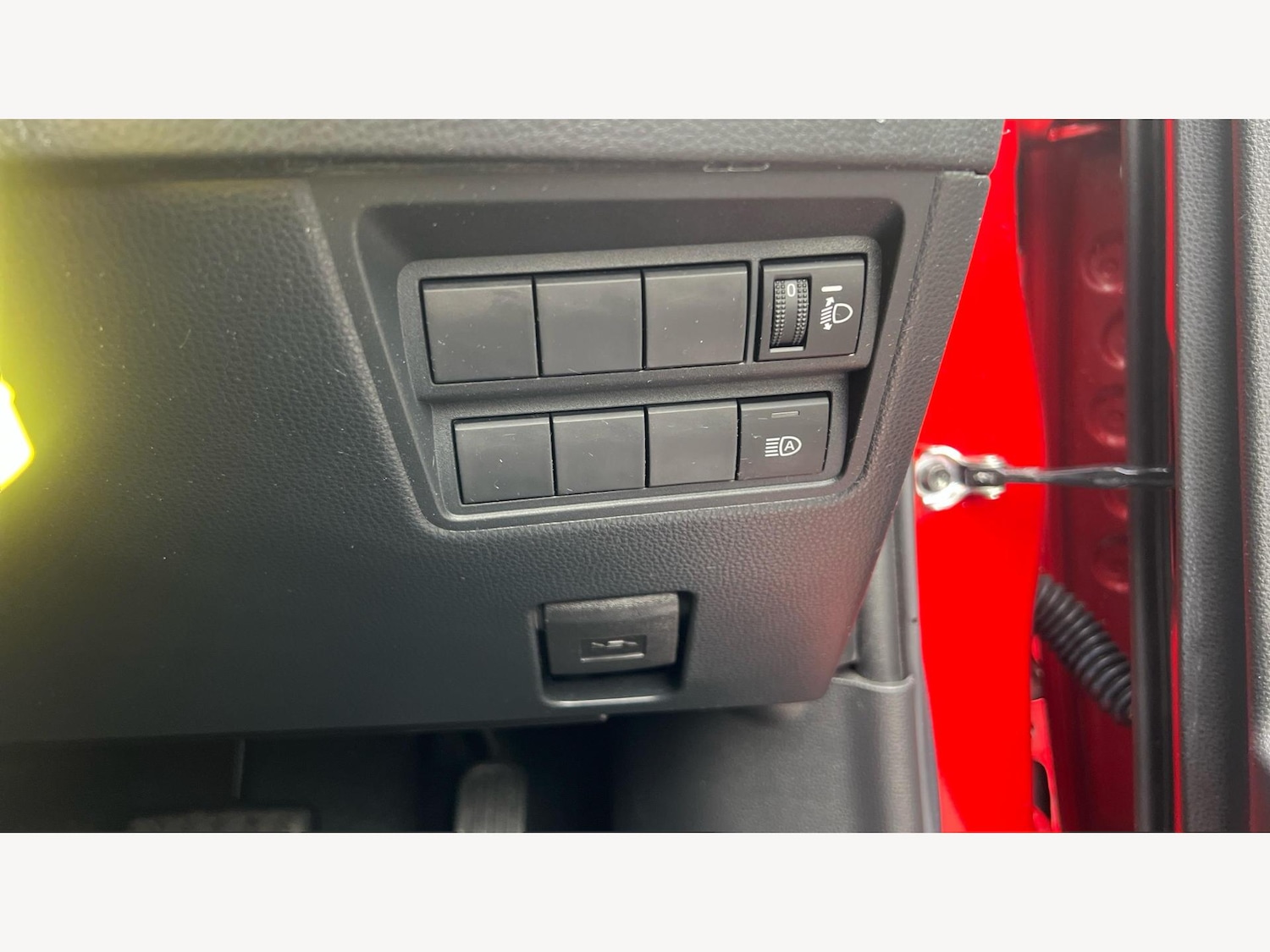 Used Toyota Yaris 2023 for sale - 77320306: Photo 30