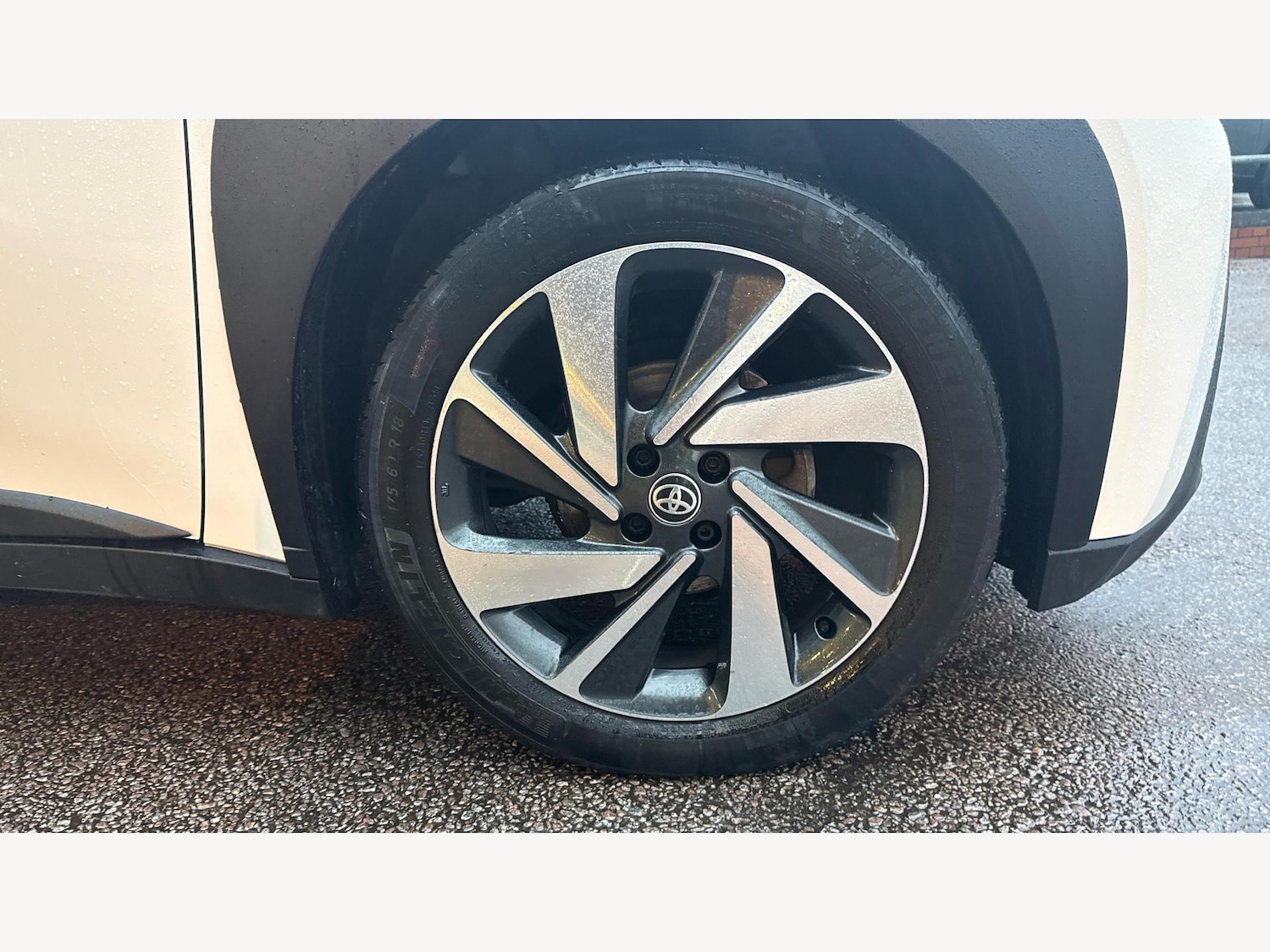 Used Toyota Aygo X 2023 for sale - 77305767: Photo 30