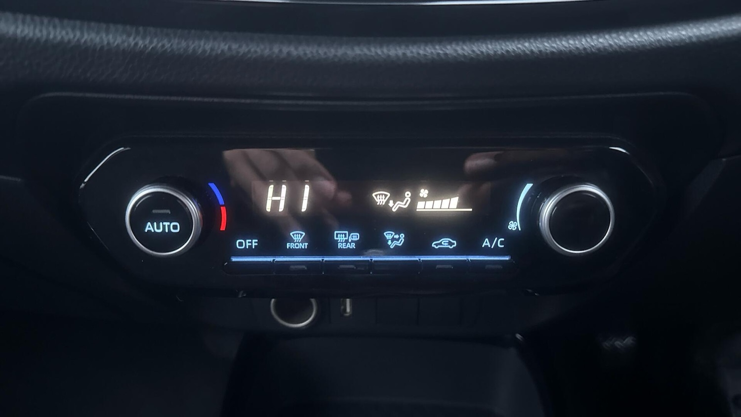 Used Toyota Aygo X 2023 for sale - 77305767: Photo 37