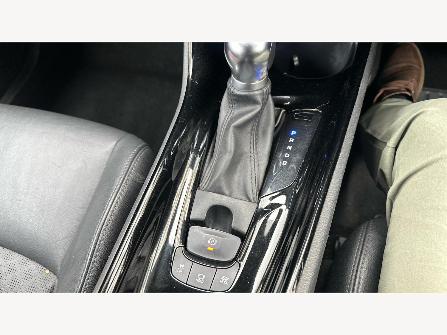 Used Toyota C-HR 2019 for sale - 76457014: Photo 25