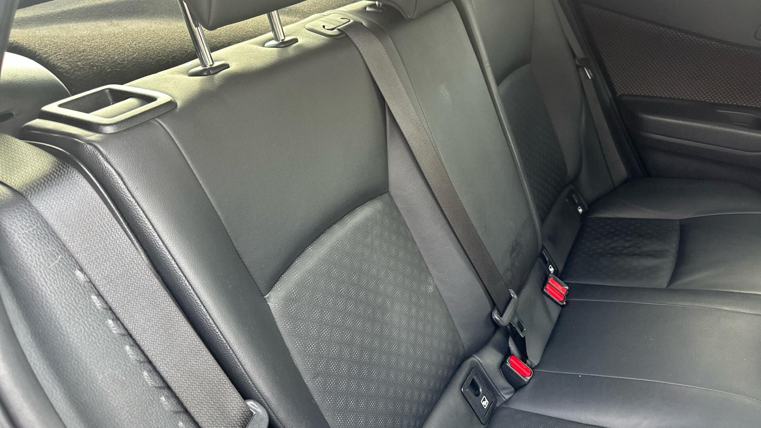 Used Toyota C-HR 2019 for sale - 76457014: Photo 40