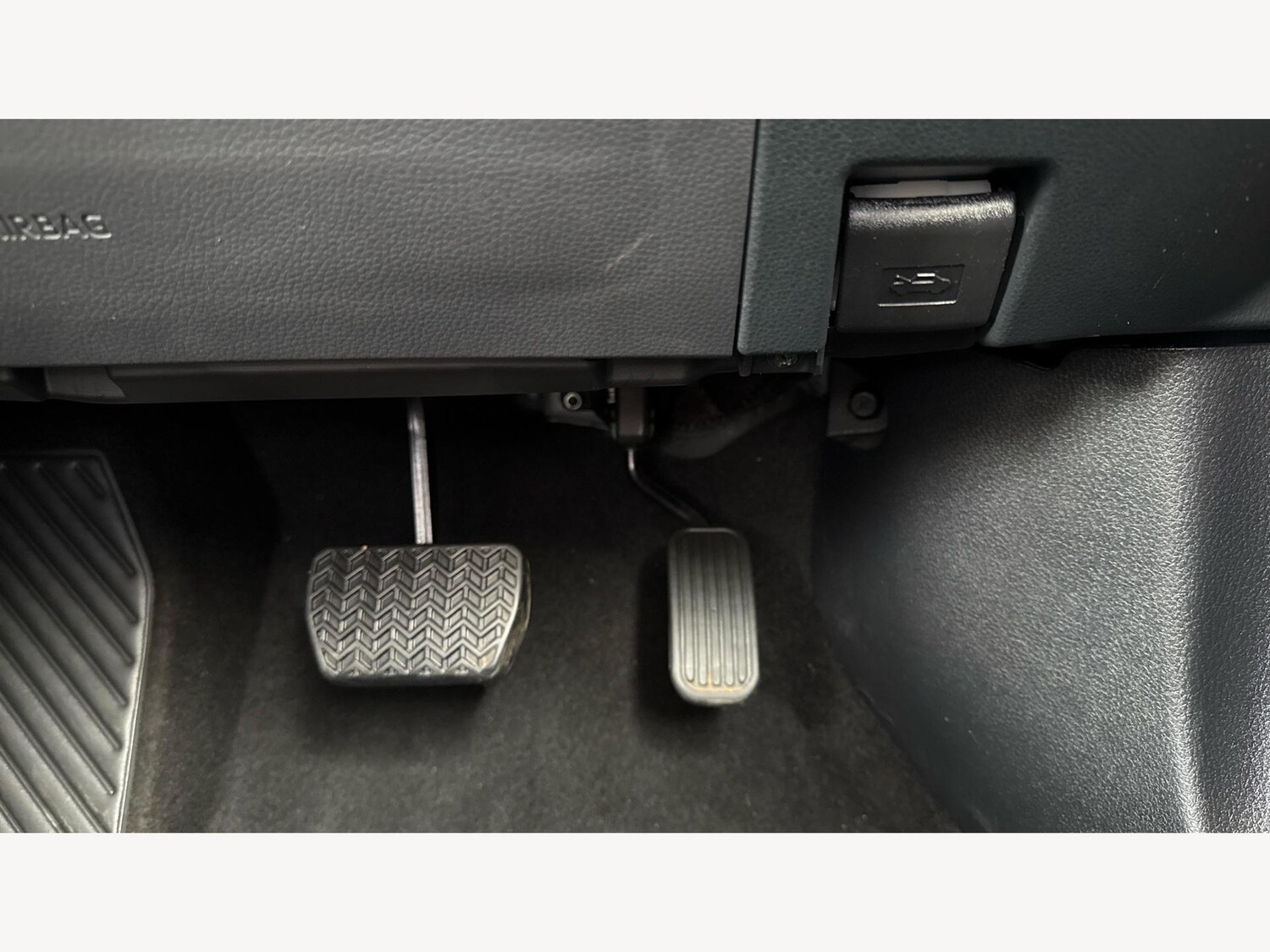 Vehicle 33