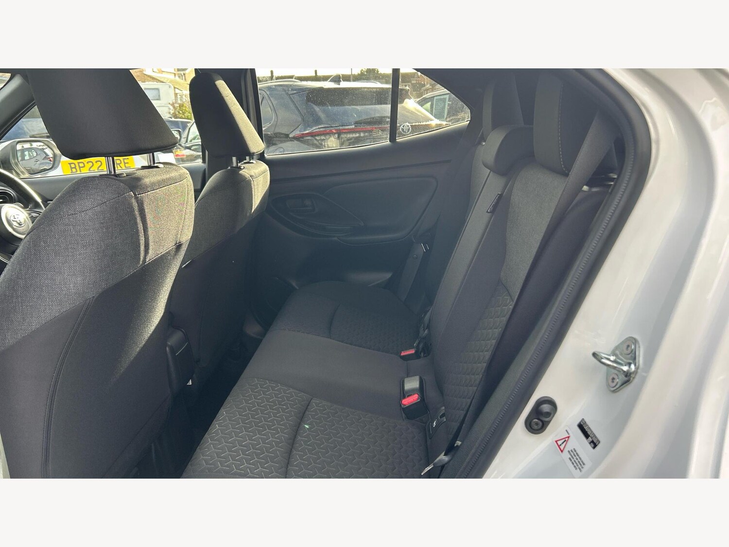 Used Toyota Yaris Cross 2023 for sale - 76855739: Photo 15