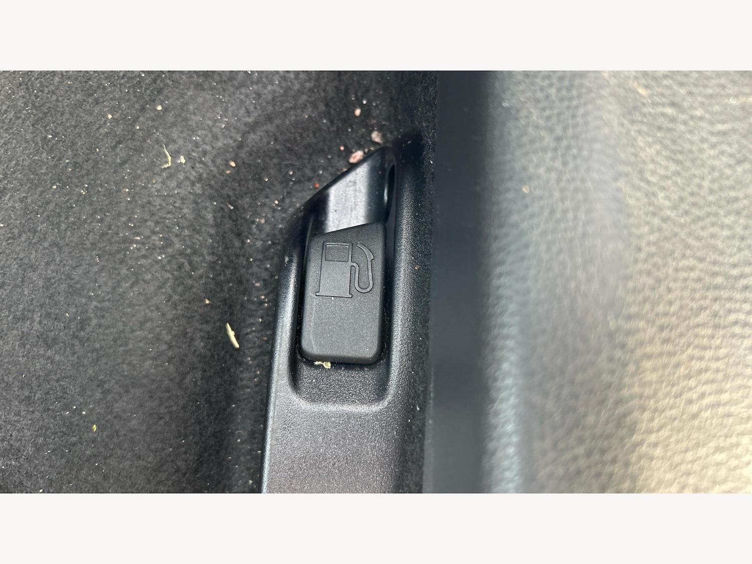 Used Toyota Yaris Cross 2023 for sale - 76855739: Photo 29