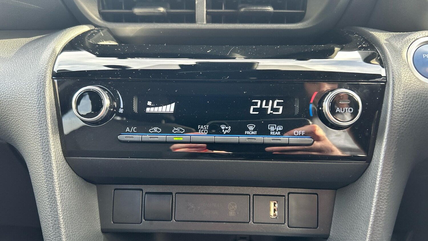 Used Toyota Yaris Cross 2023 for sale - 76855739: Photo 36