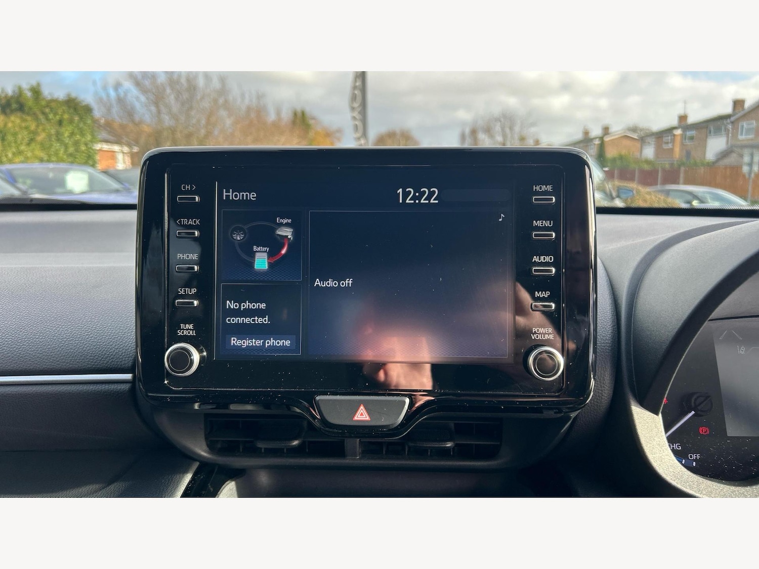 Used Toyota Yaris Cross 2023 for sale - 76855739: Photo 9