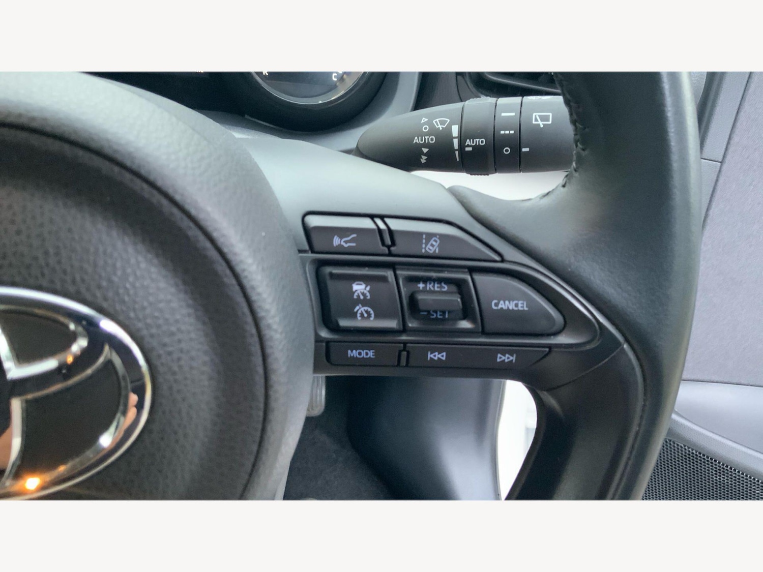 Used Toyota Yaris for sale - 78115049: Photo 38