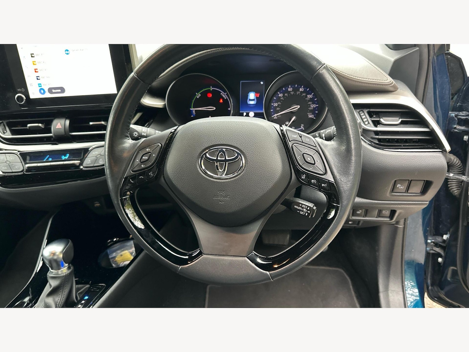 Used Toyota C-HR 2023 for sale - 76094400: Photo 10