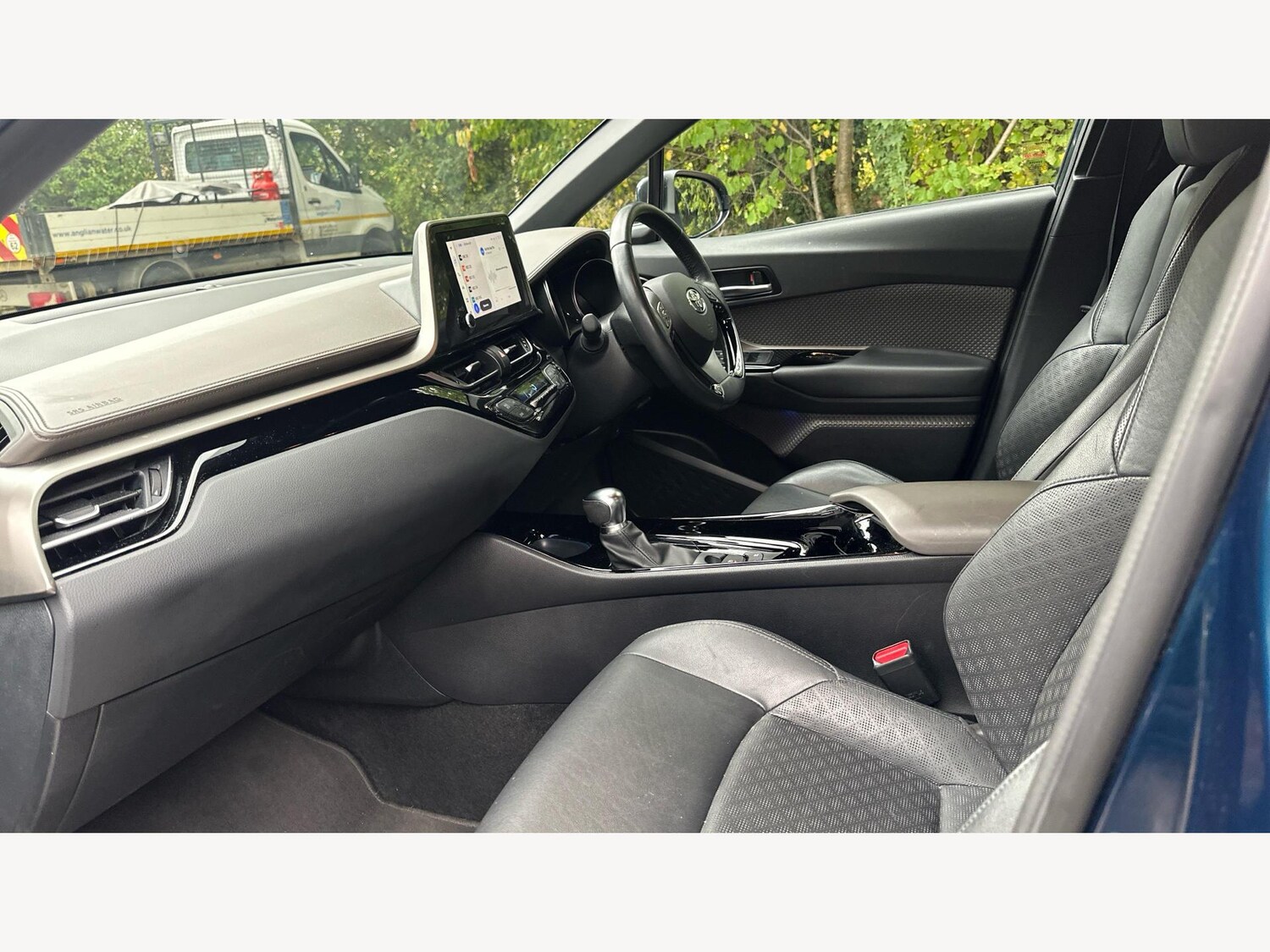 Used Toyota C-HR 2023 for sale - 76094400: Photo 12