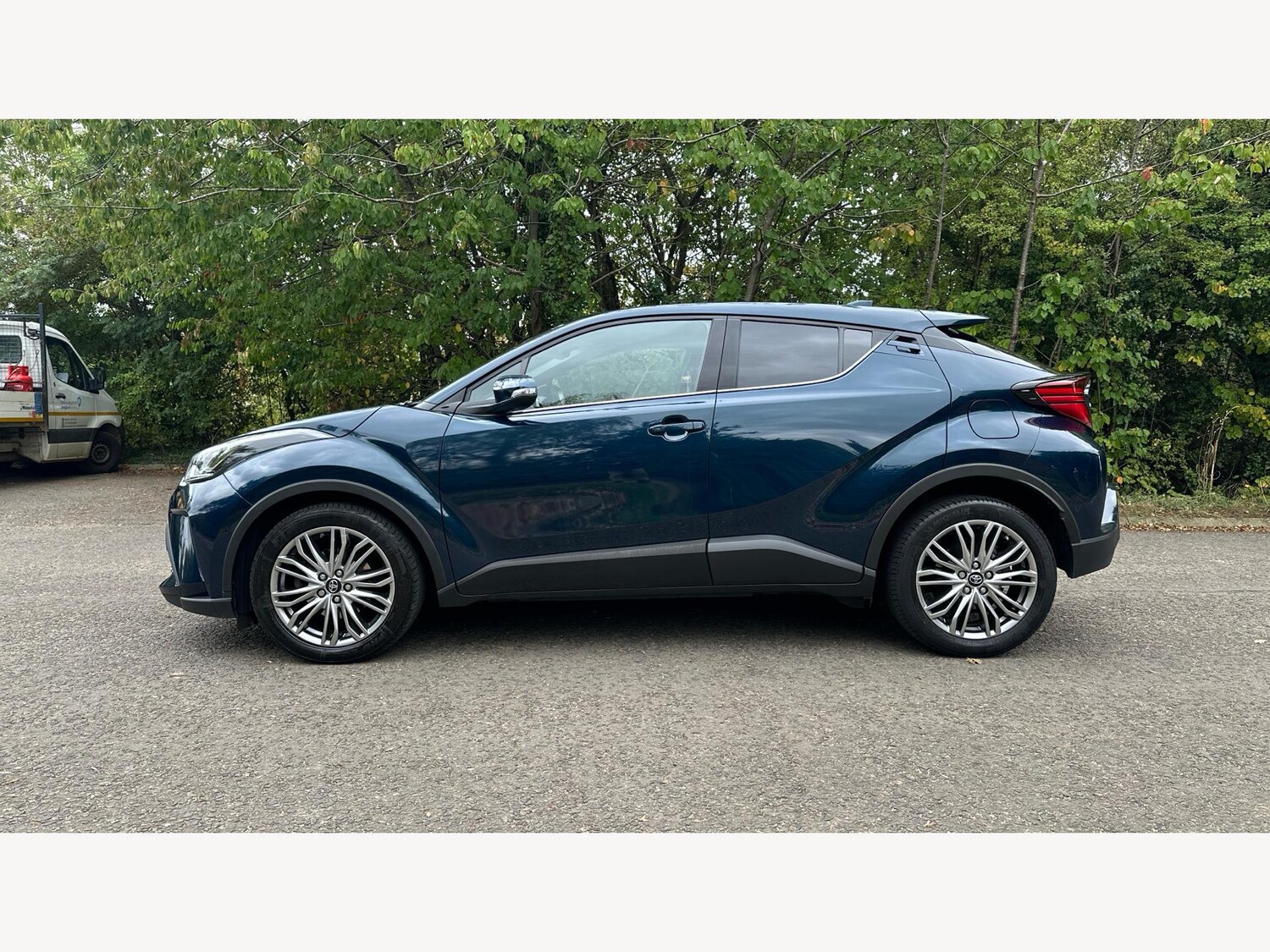 Used Toyota C-HR 2023 for sale - 76094400: Photo 19