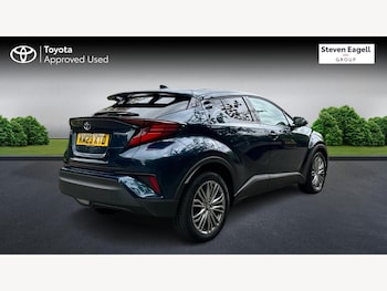 Used Toyota C-HR 2023 for sale - 76094400: Photo 2