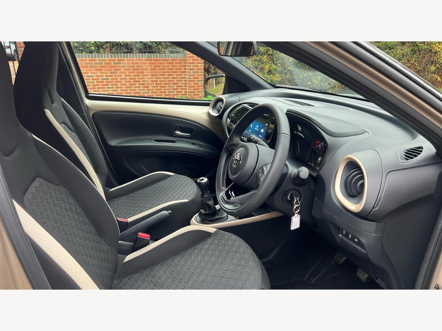 Used Toyota Aygo X 2024 for sale - 76549851: Photo 13