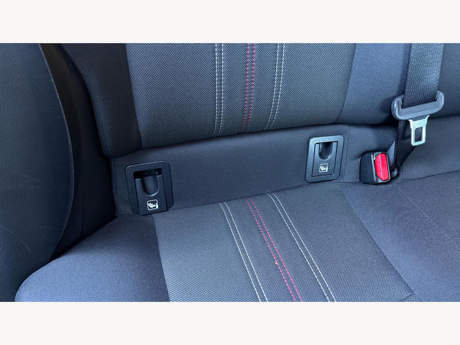 Used Toyota C-HR 2022 for sale - 76608563: Photo 30