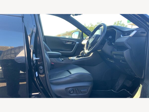 Used Toyota RAV4 2022 for sale - 76059282: Photo 13