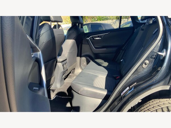 Used Toyota RAV4 2022 for sale - 76059282: Photo 15