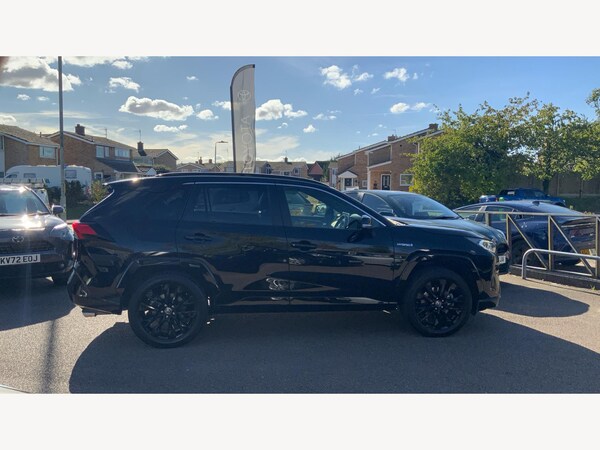 Used Toyota RAV4 2022 for sale - 76059282: Photo 18