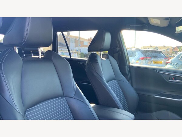 Used Toyota RAV4 2022 for sale - 76059282: Photo 28