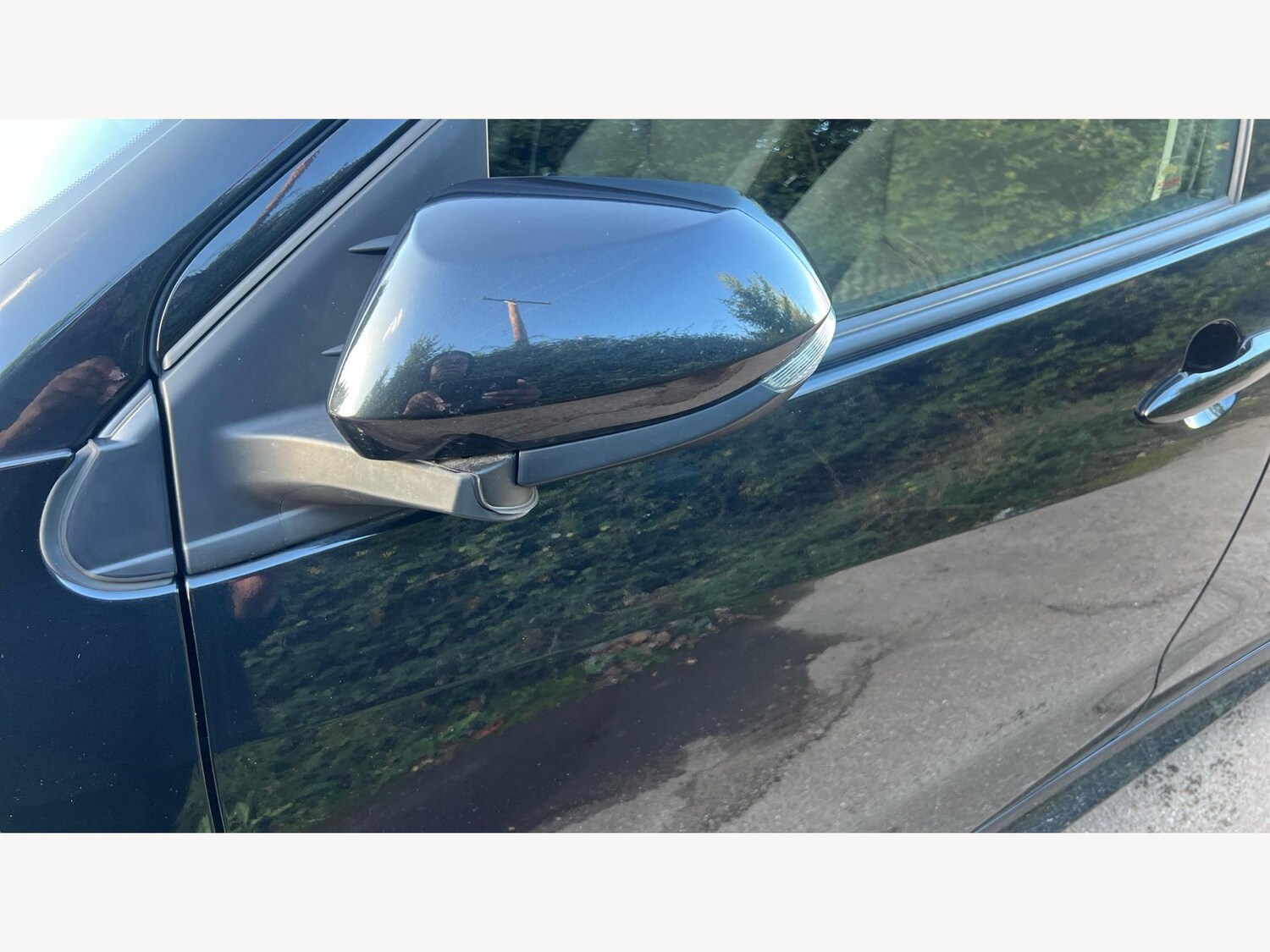 Used Toyota Yaris for sale - 76633056: Photo 27