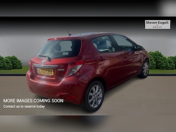 Used Toyota Yaris 2013 for sale - 77940074: Photo