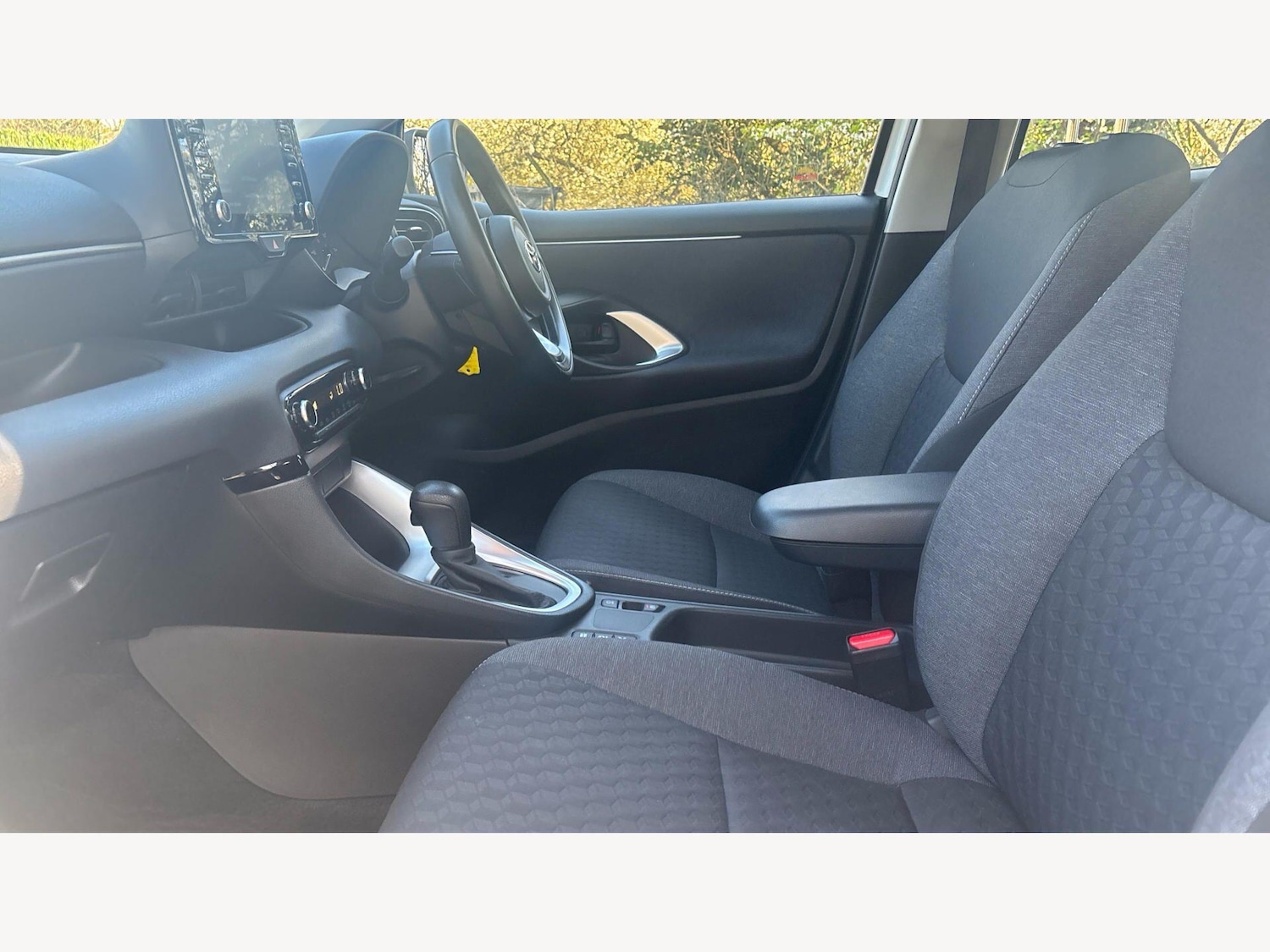 Used Toyota Yaris 2023 for sale - 77982244: Photo 12