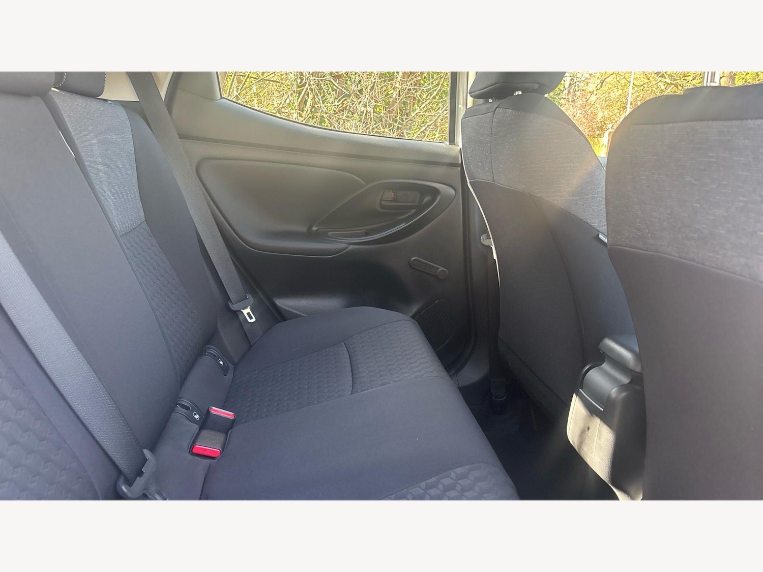 Used Toyota Yaris 2023 for sale - 77982244: Photo 14