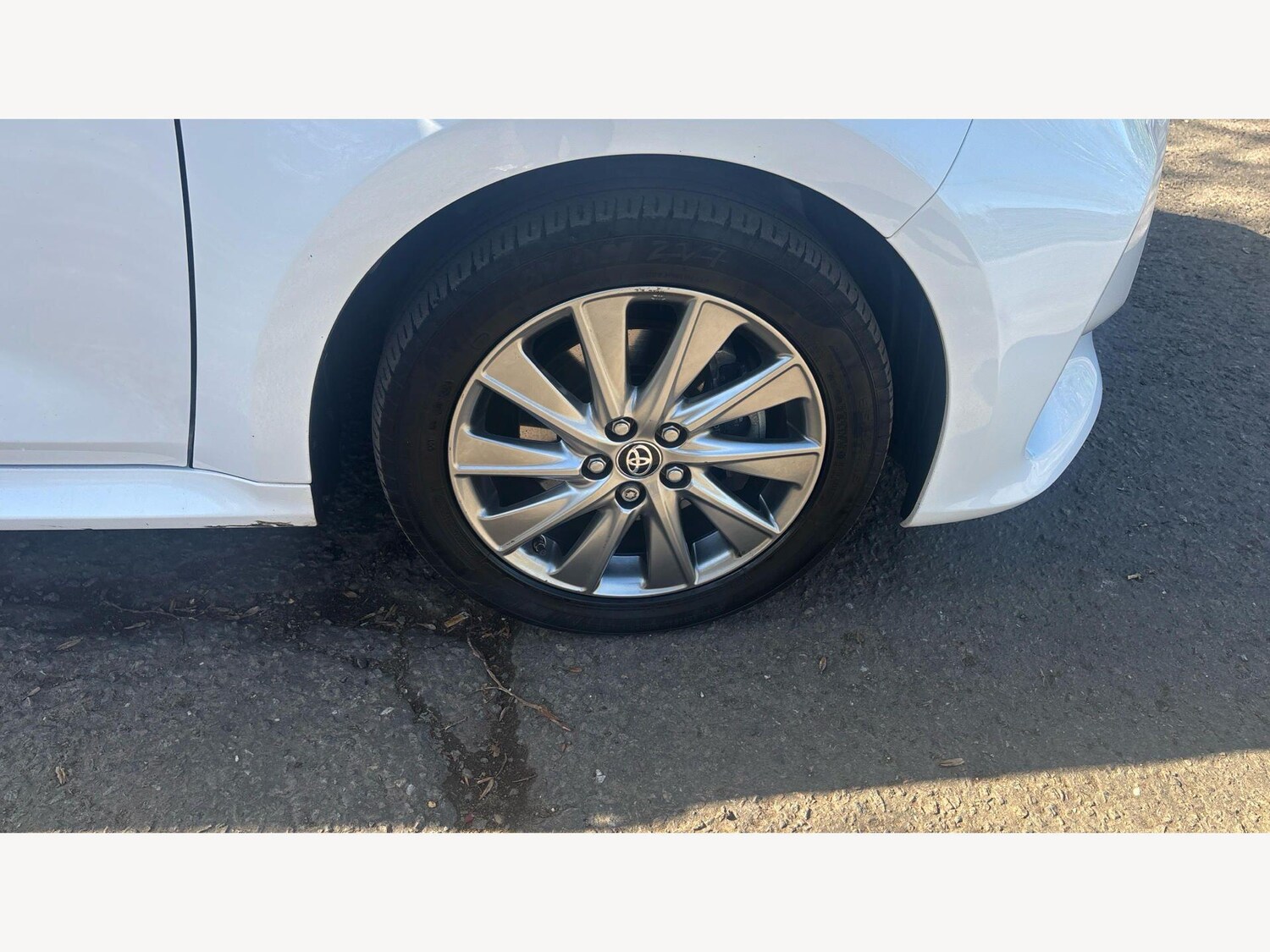 Used Toyota Yaris 2023 for sale - 77982244: Photo 24