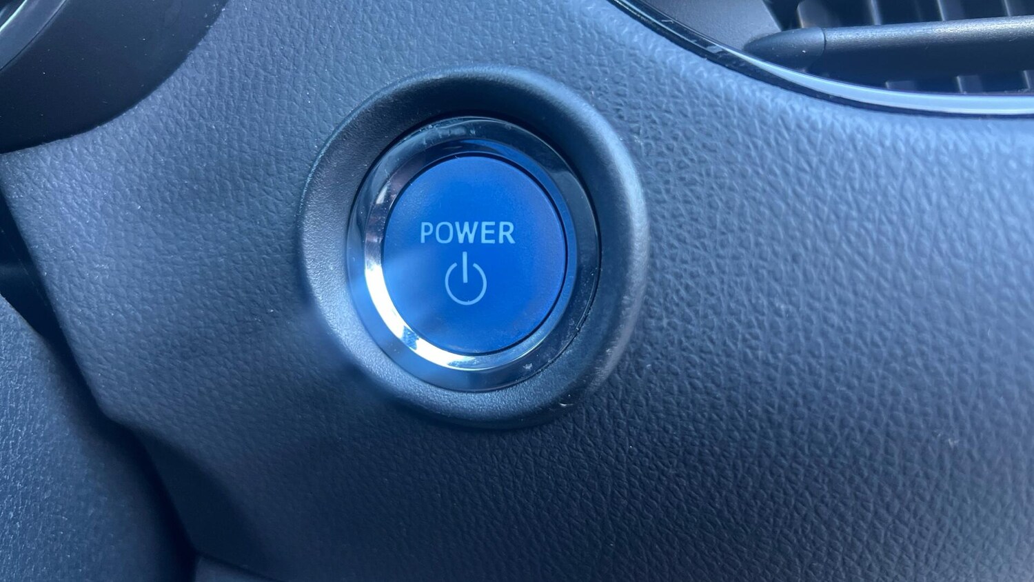 Used Toyota C-HR for sale - 77978249: Photo 35