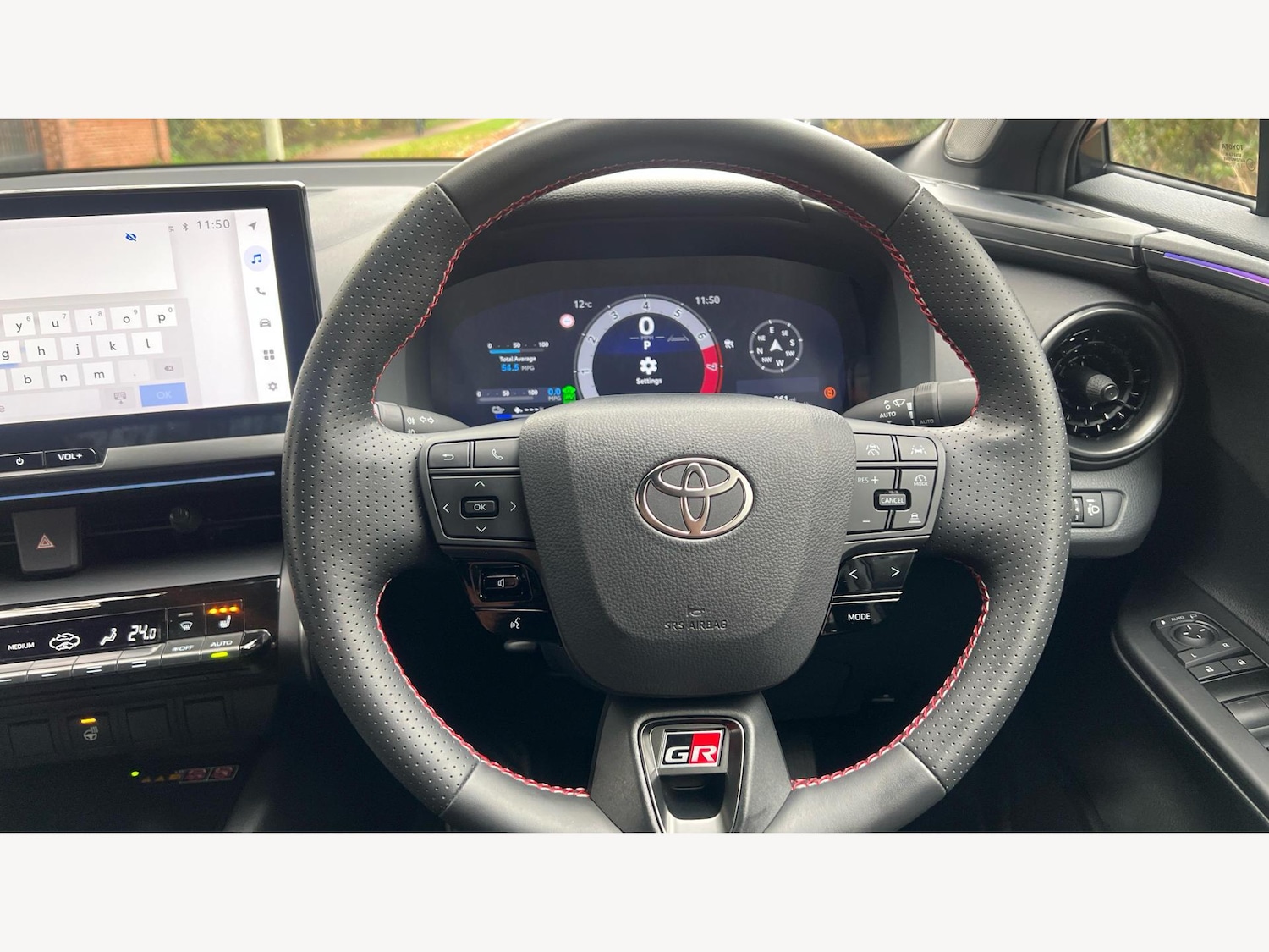 Used Toyota C-HR 2024 for sale - 76671483: Photo 10