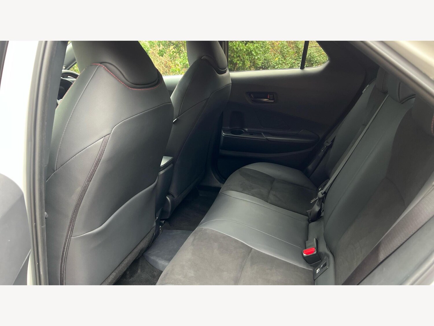 Used Toyota C-HR 2024 for sale - 76671483: Photo 15