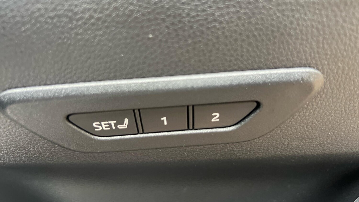 Used Toyota C-HR 2024 for sale - 76671483: Photo 39