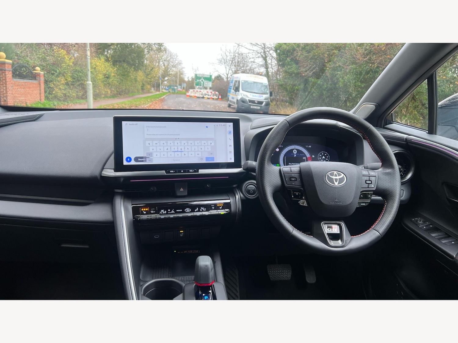 Used Toyota C-HR 2024 for sale - 76671483: Photo 7