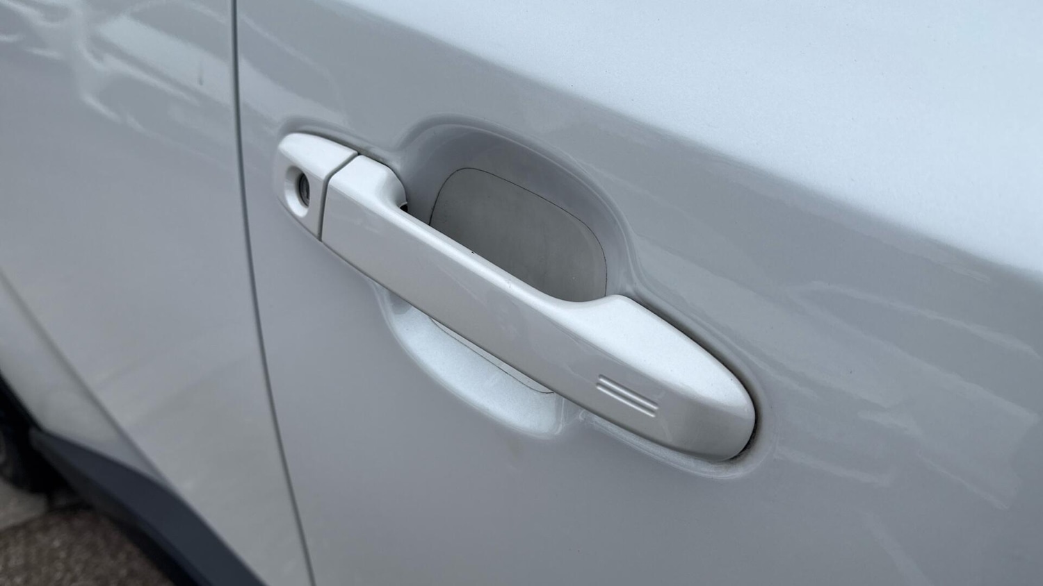 Used Toyota C-HR for sale - 77625021: Photo 38