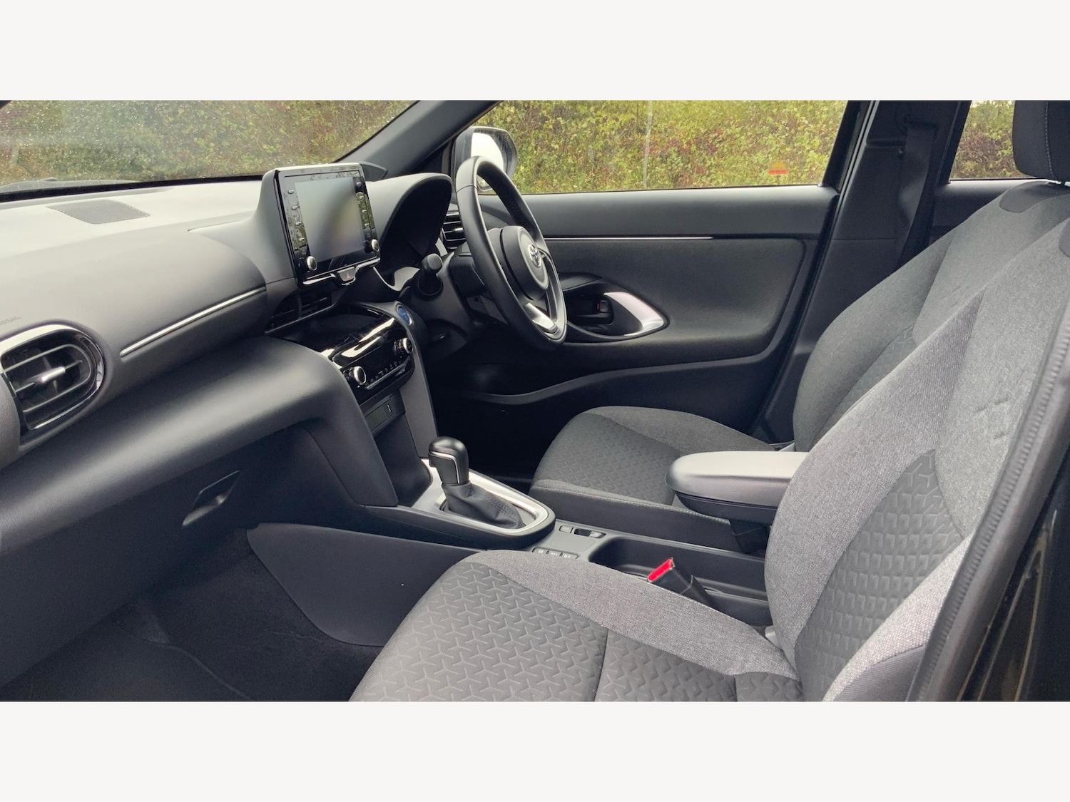 Used Toyota Yaris Cross 2021 for sale - 76136894: Photo 12