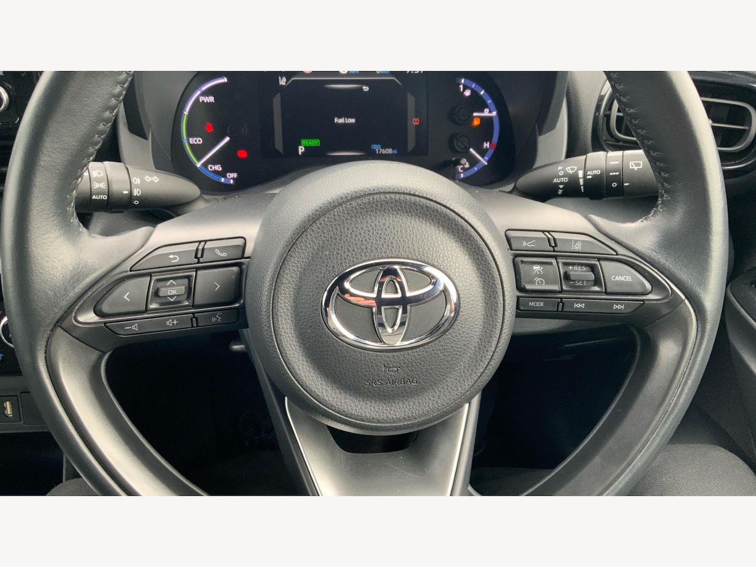 Used Toyota Yaris Cross 2021 for sale - 76136894: Photo 32