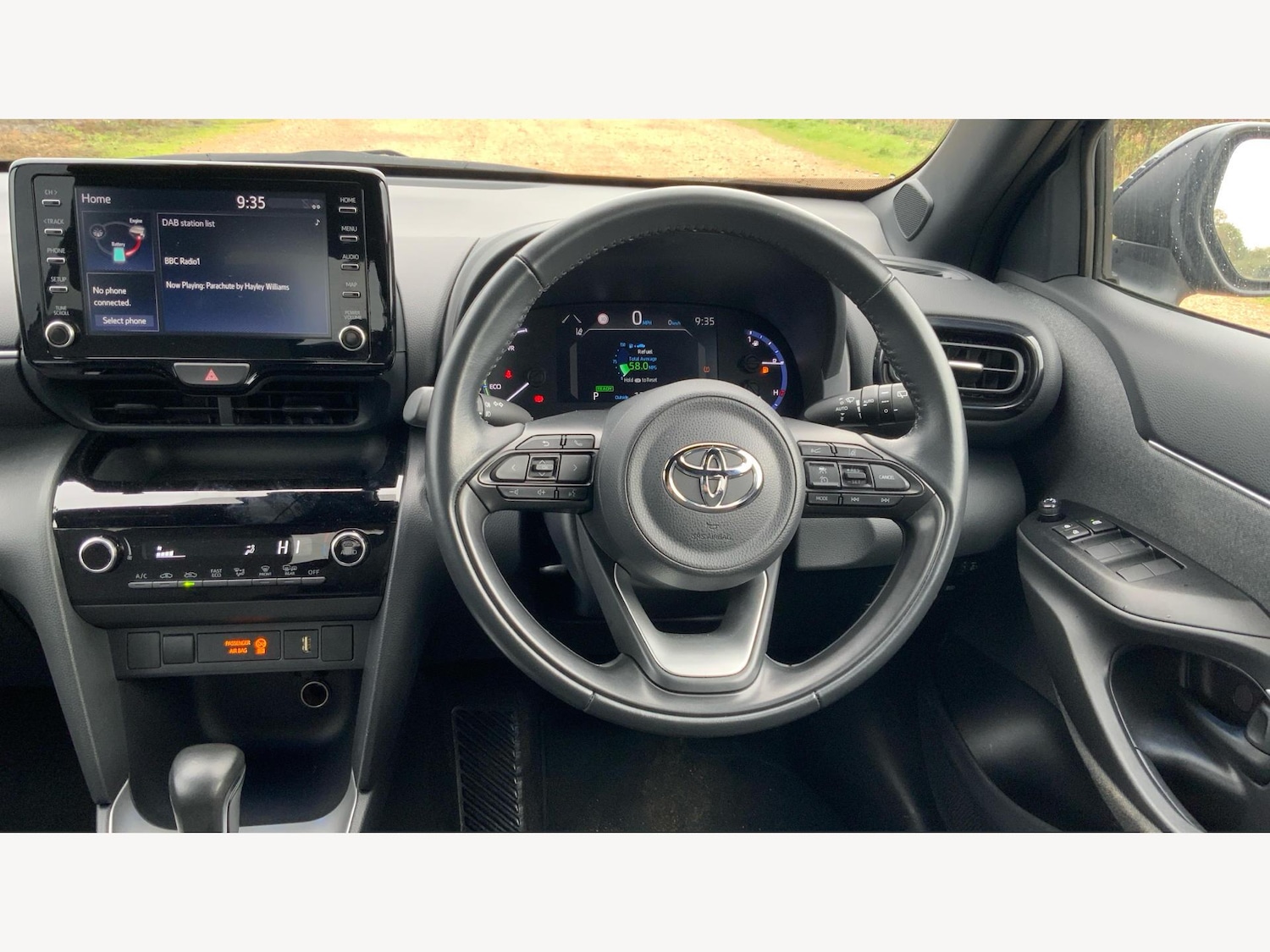 Used Toyota Yaris Cross 2021 for sale - 76136894: Photo 8
