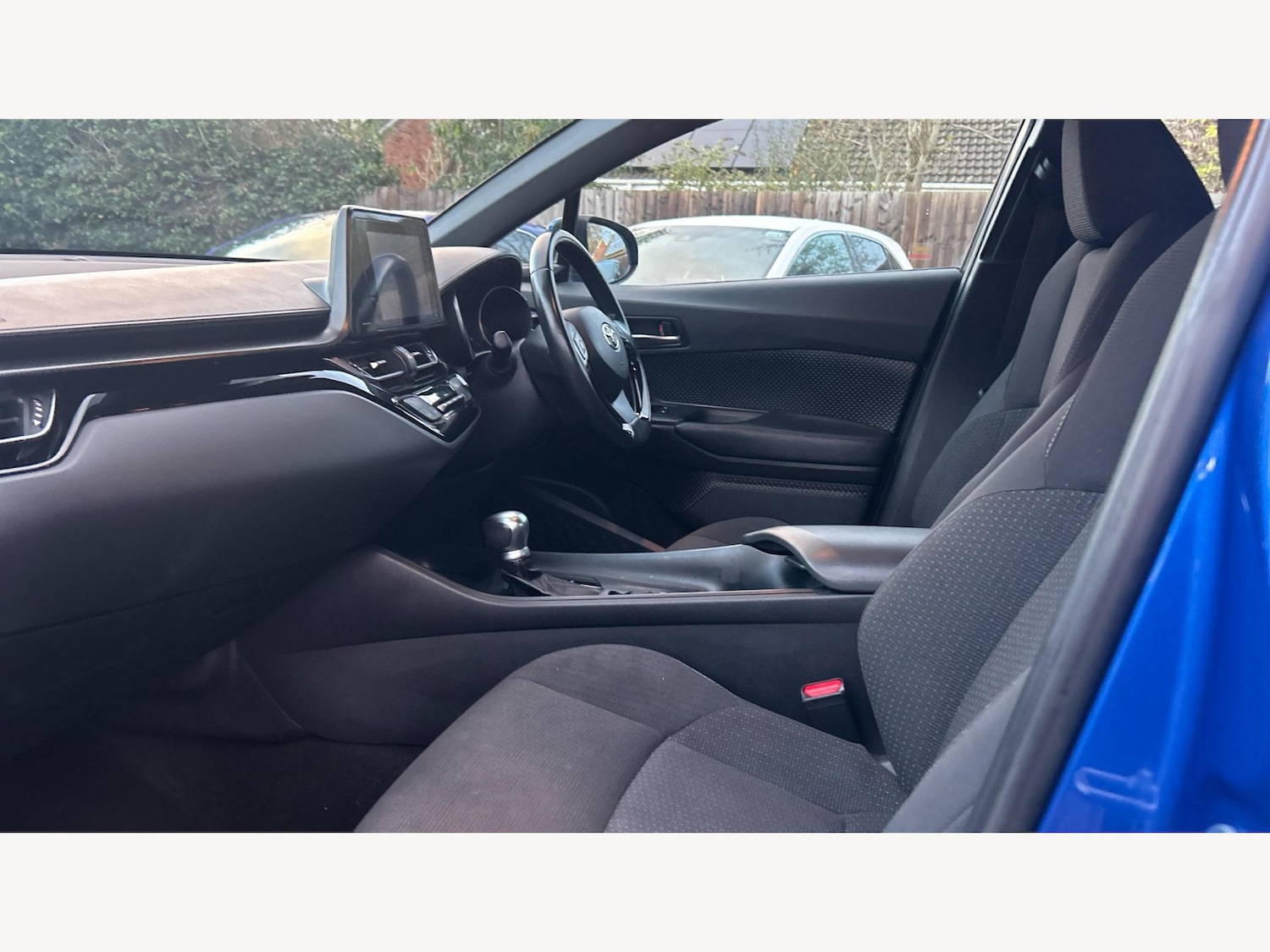 Used Toyota C-HR 2018 for sale - 76667125: Photo 12